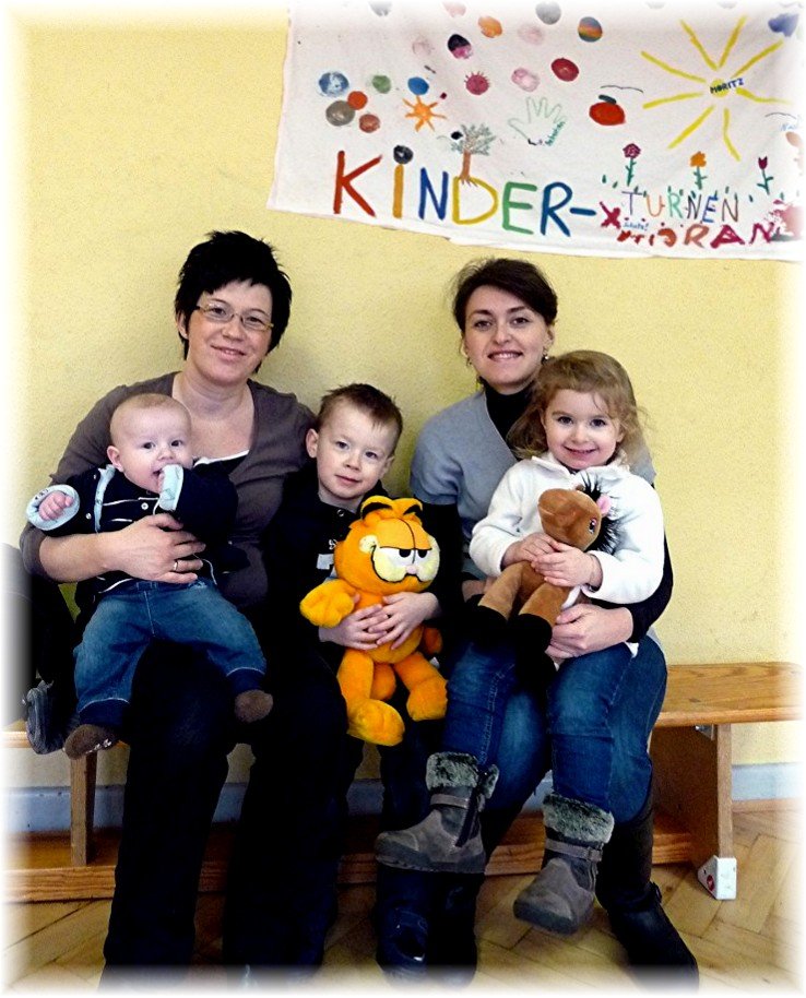Web Web TSV Deute Krabbelgruppe-Leitung Melanie & Ina 30.1.12_1.jpg